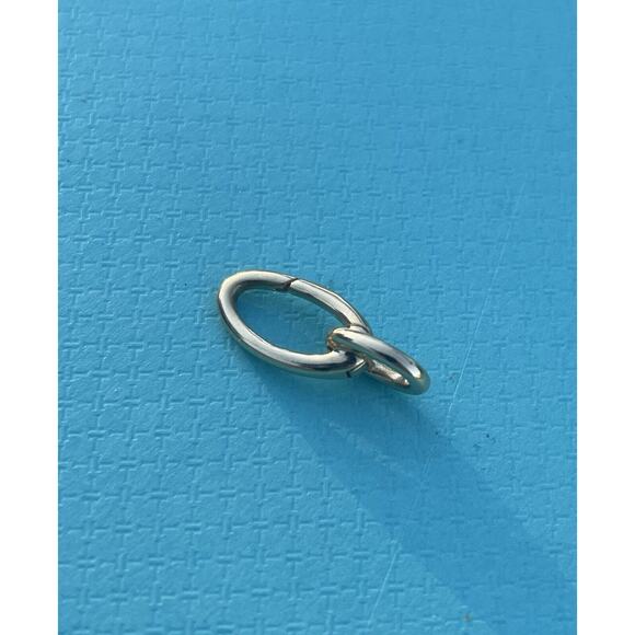 Tiffany & Co. Single 18K Yellow Gold Clasping Link Extension 4 Pendant Bracelet - Picture 6 of 9